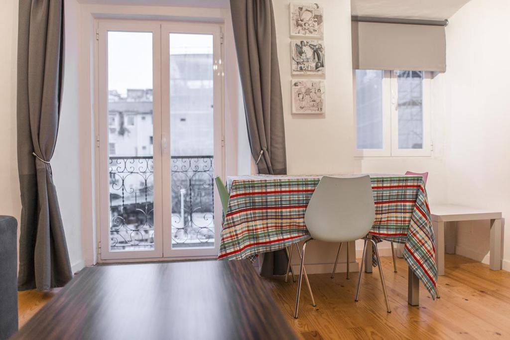Apartamento Mártires da Pátria Lisboa Exterior foto